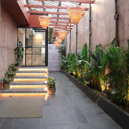 Hotel Bawa Suites Mumbai Exterior foto